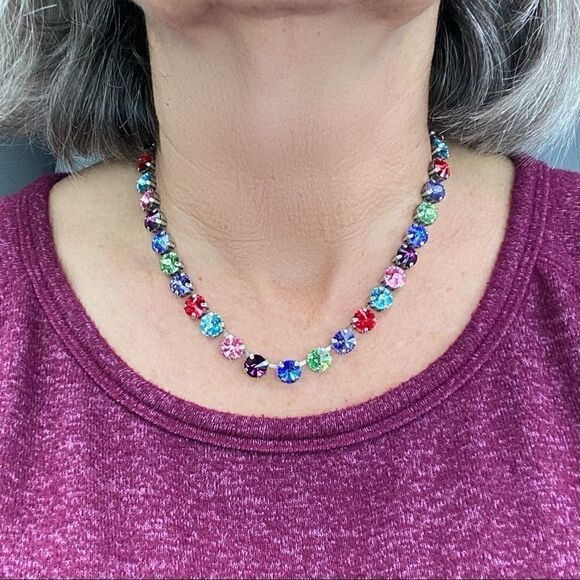 Handcrafted cup chain necklace with Swarovski crystal - Picture 2 of 7